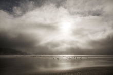 Lade das Bild in den Galerie-Viewer, Dust