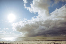 Lade das Bild in den Galerie-Viewer, Clouds No. 3