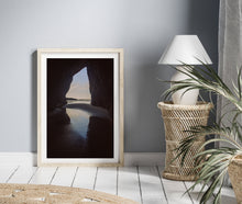 Lade das Bild in den Galerie-Viewer, Cave