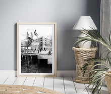 Lade das Bild in den Galerie-Viewer, Diver