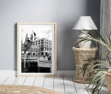 Lade das Bild in den Galerie-Viewer, Somersault