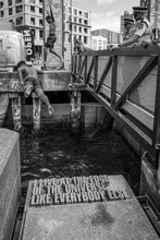 Lade das Bild in den Galerie-Viewer, Edge of the universe